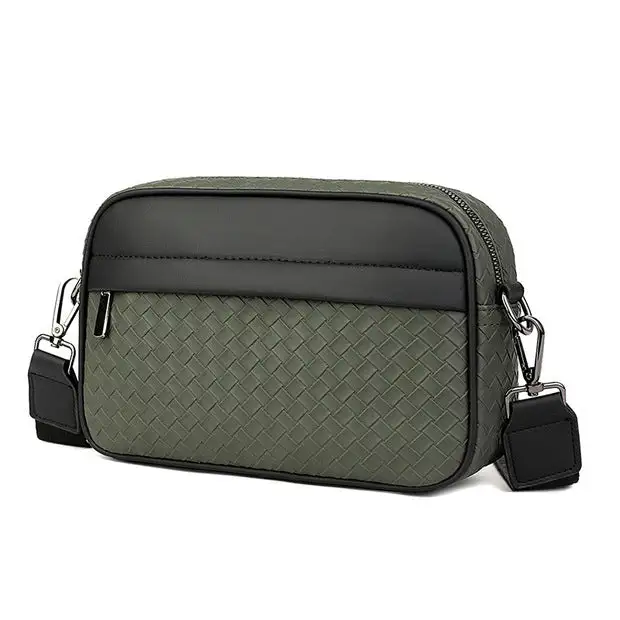 Relaxed Travel Companion Bag