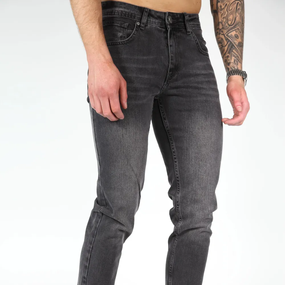 Classic Regular Fit Everyday Jeans