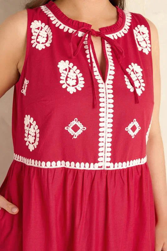 Red Embellished Cotton Maxi Dress detail 3