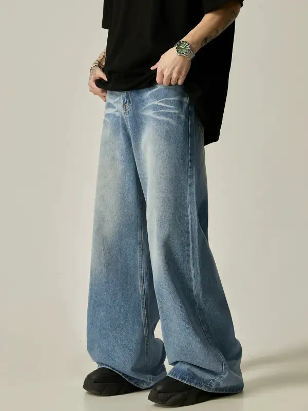 Oversized Wash Wide-Leg Jeans