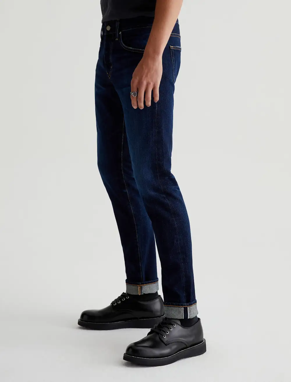 Men's Modern Slim Mid Rise Cuffed Jeans