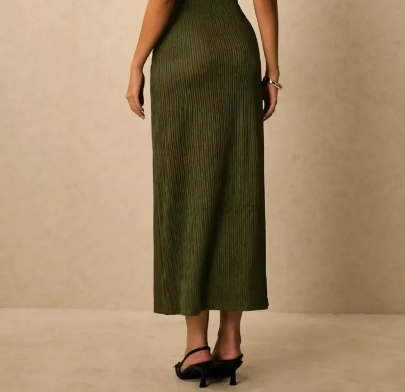 Sleeveless Ribbed Knit Midi Dress