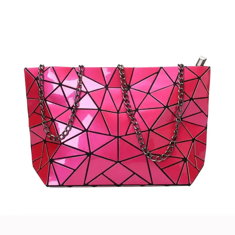 Evening Glamour: Gold-Chain Embellished Crossbody