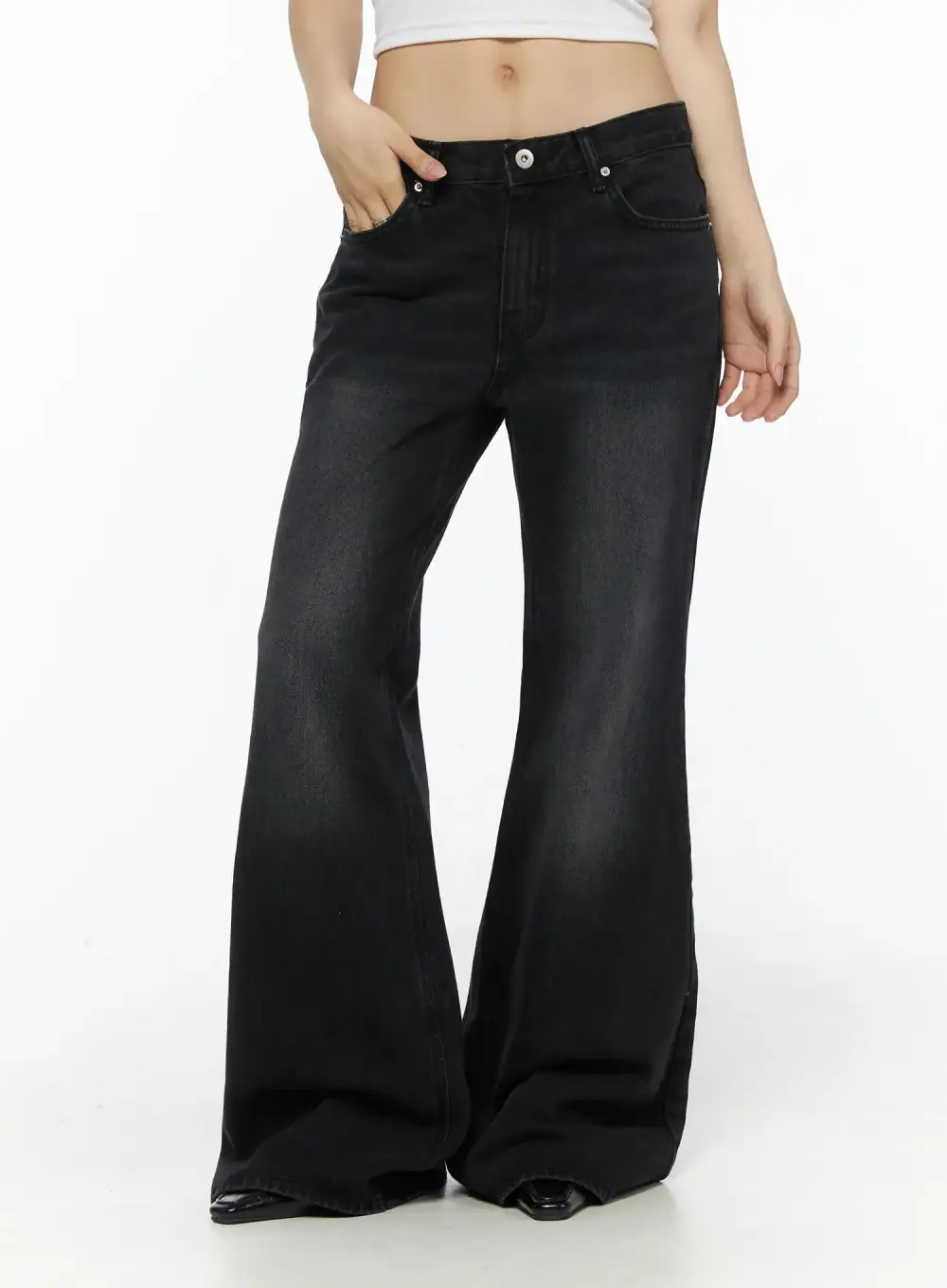 Wide-Fit Flare Jeans