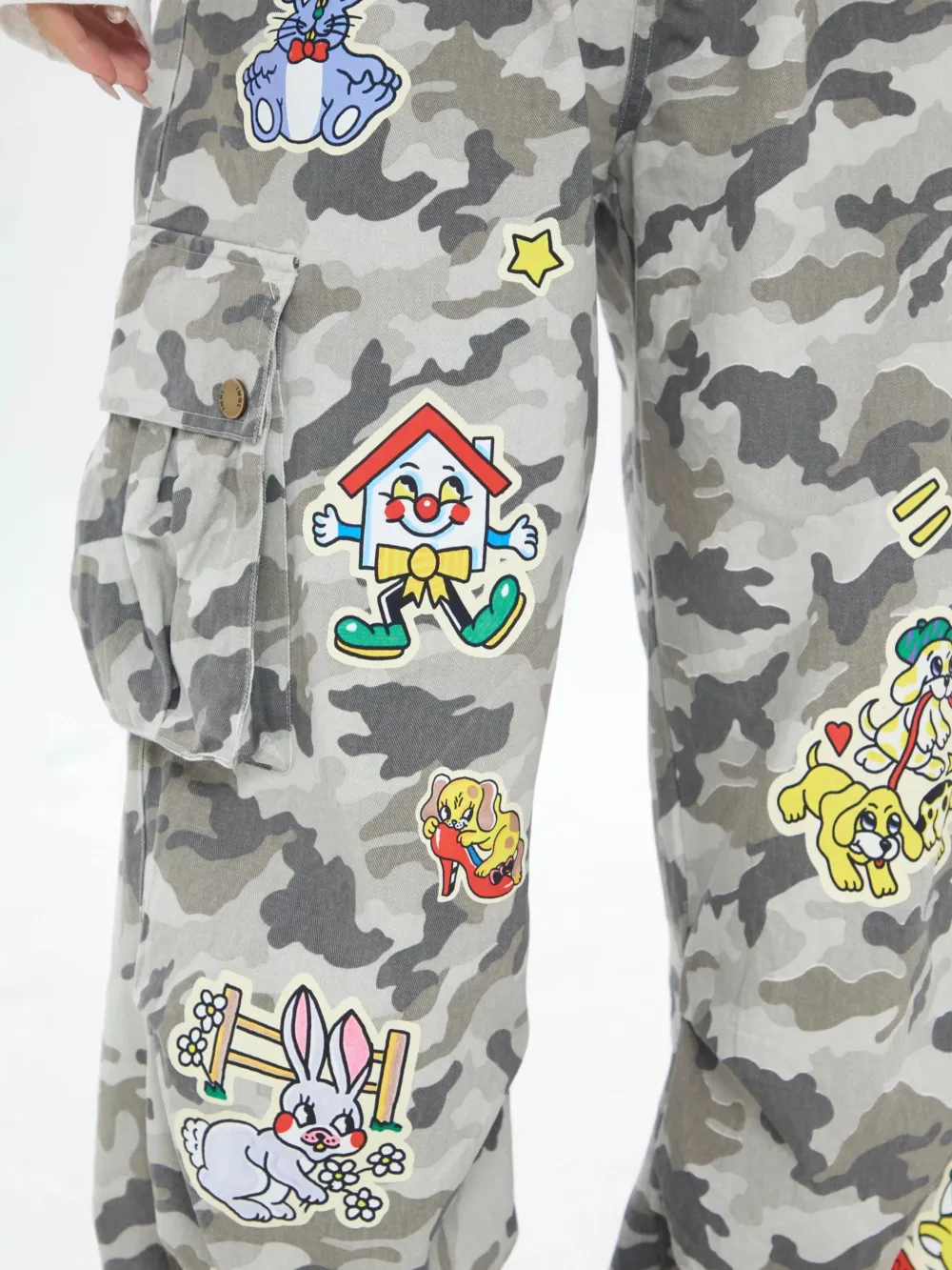 Wide-Leg Camouflage Printed Pants