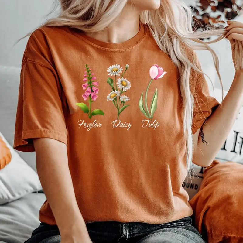 Foxglove Daisy Tulip Subtle Foxtrots Deltas Tangos Floral Women's Oversized Comfort T-Shirt