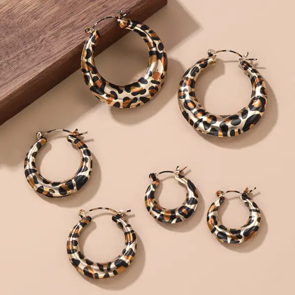 Leopard Print C-Shape Earrings