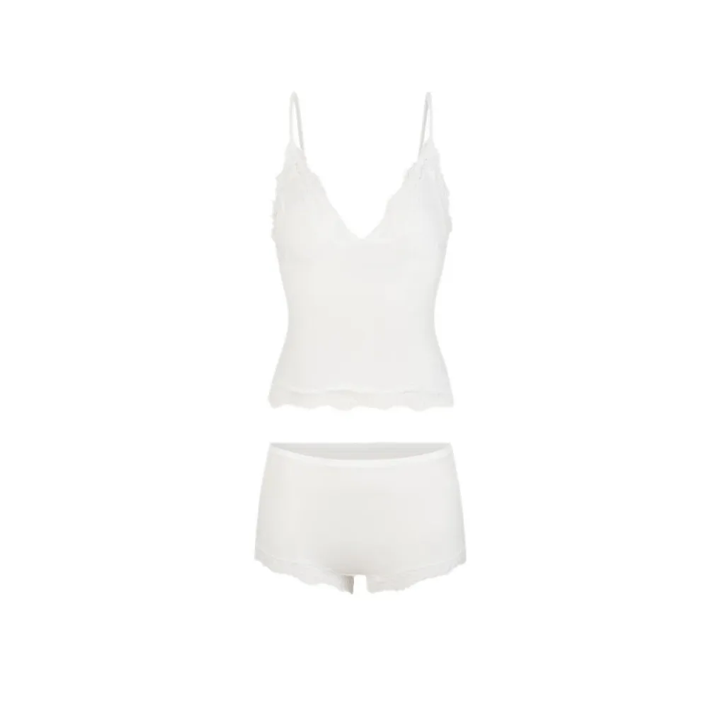 Cami And Boyshort Body-Contouring Set