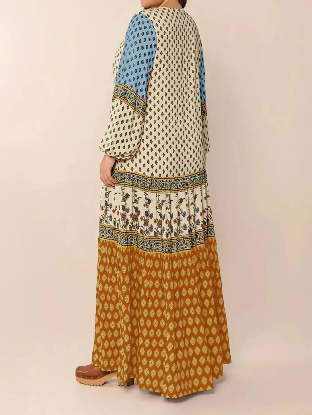 Comfort Fit Printed Long Sleeve Maxi Dress