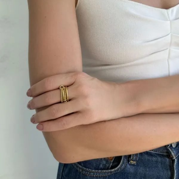 Everyday Band Fashion Ring