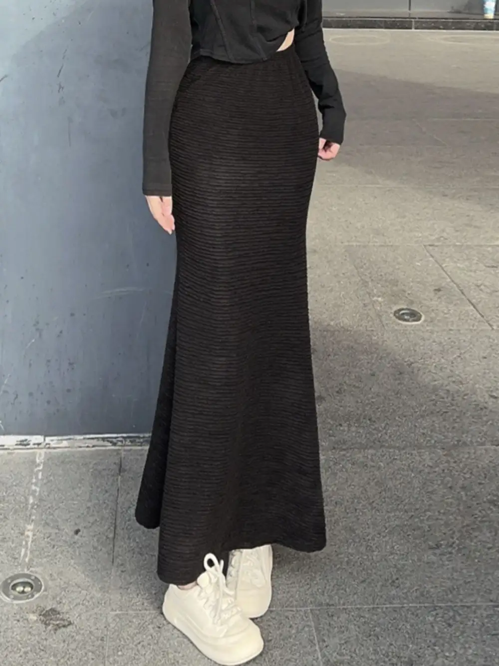 Plain Knit Textured Skirt