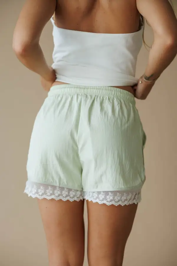Refined Relaxed Casual Shorts