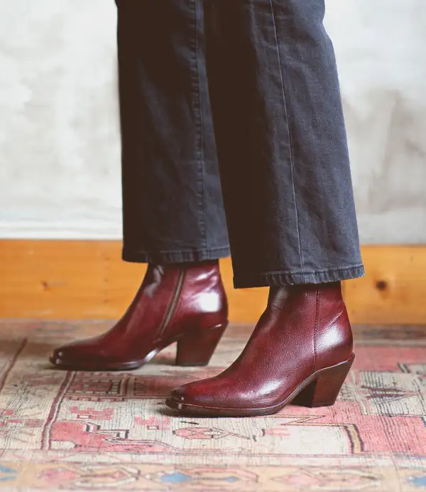 Side Zip Square Toe Leather Refined Ankle Boots