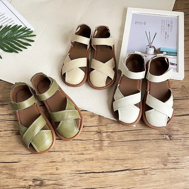 Light Base Flat Sandals