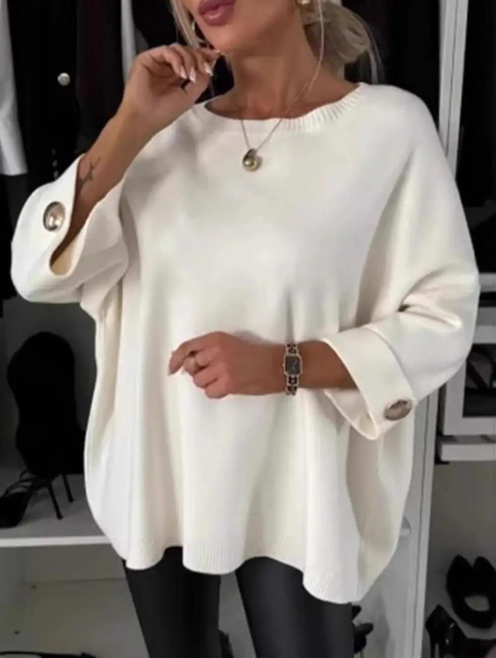 Round Neck and Mid-Sleeve Knitted Top