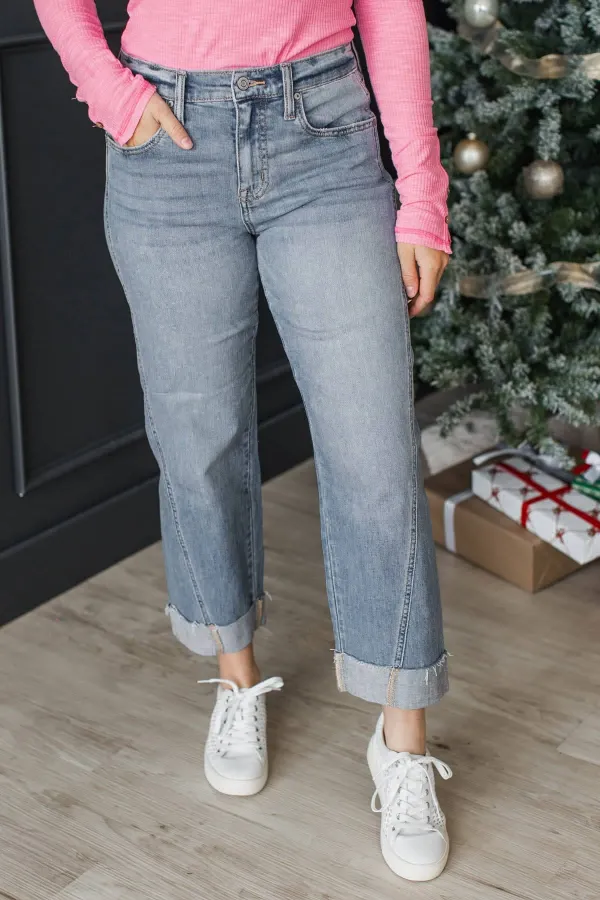 Mid-Rise Cuffed Boyfriend Clean Finish Jeans