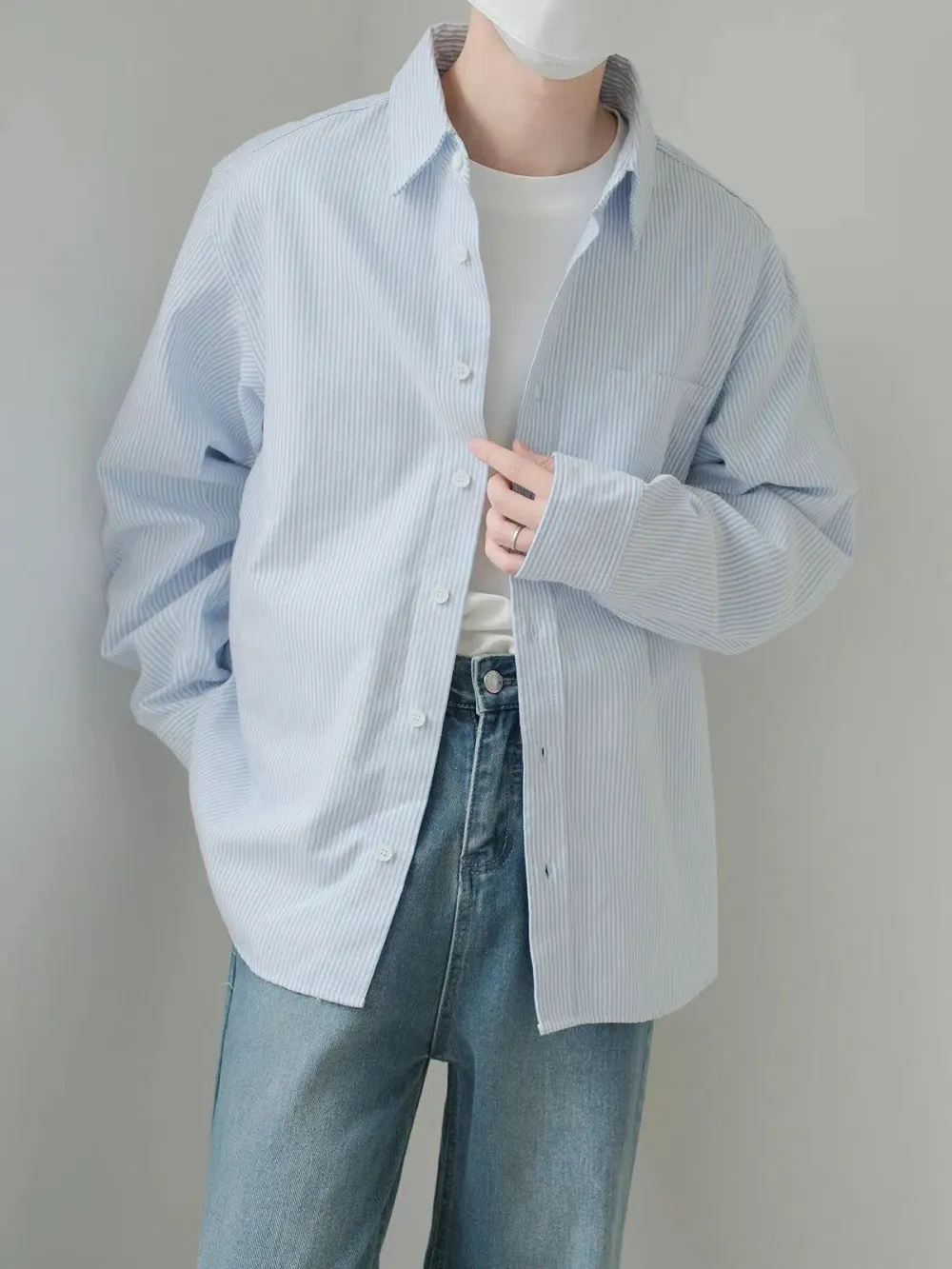 Thin Striped Clean Fit Shirt