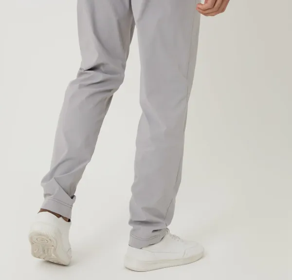 Men's Chalk Slim-Fit Stretch Pants