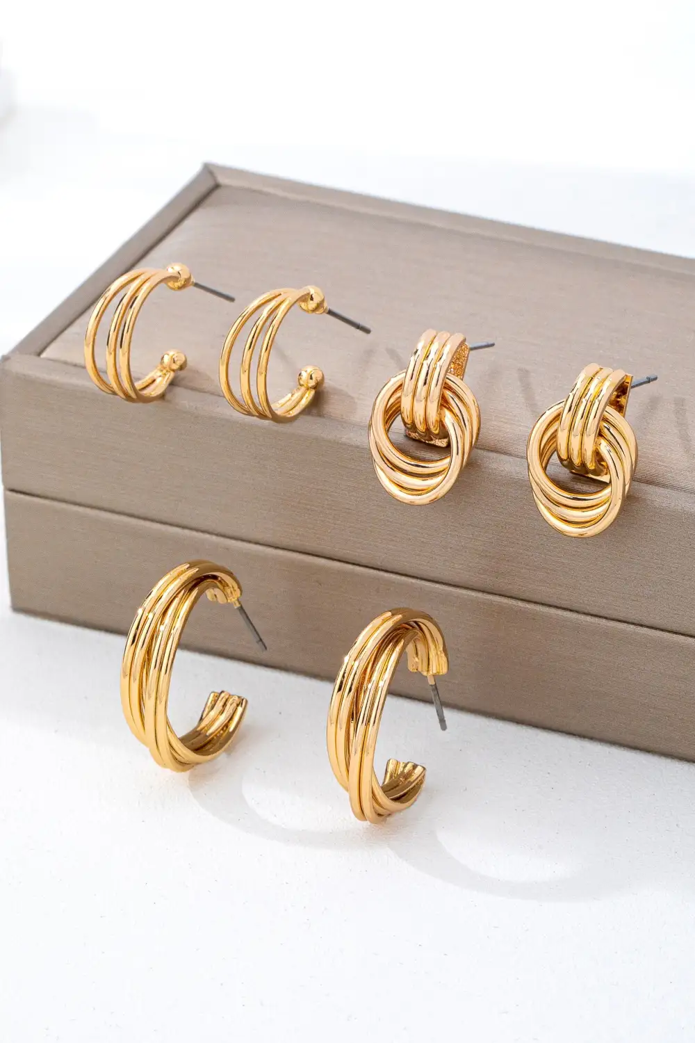 Curated Multi Line Hoop arring