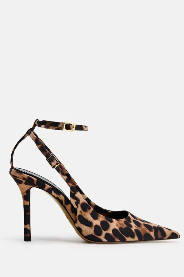 Leopard Print Pointed Toe Slingback
