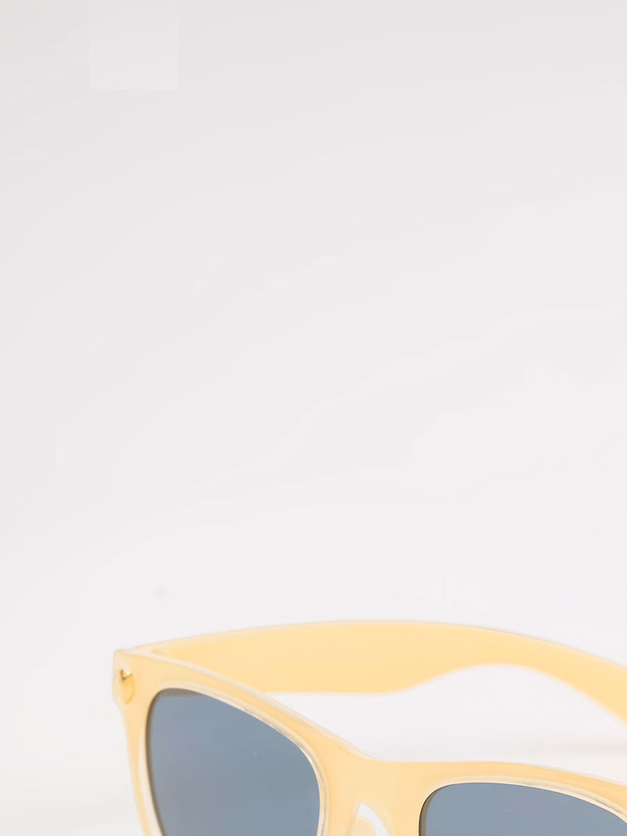 Heart Detail Sunglasses 2 Pack detail 3