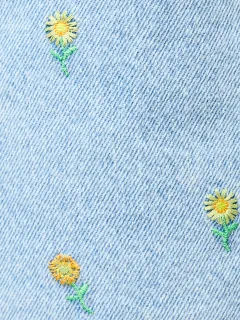 Cotton Delicate Daisy Embroidery Denim Shorts