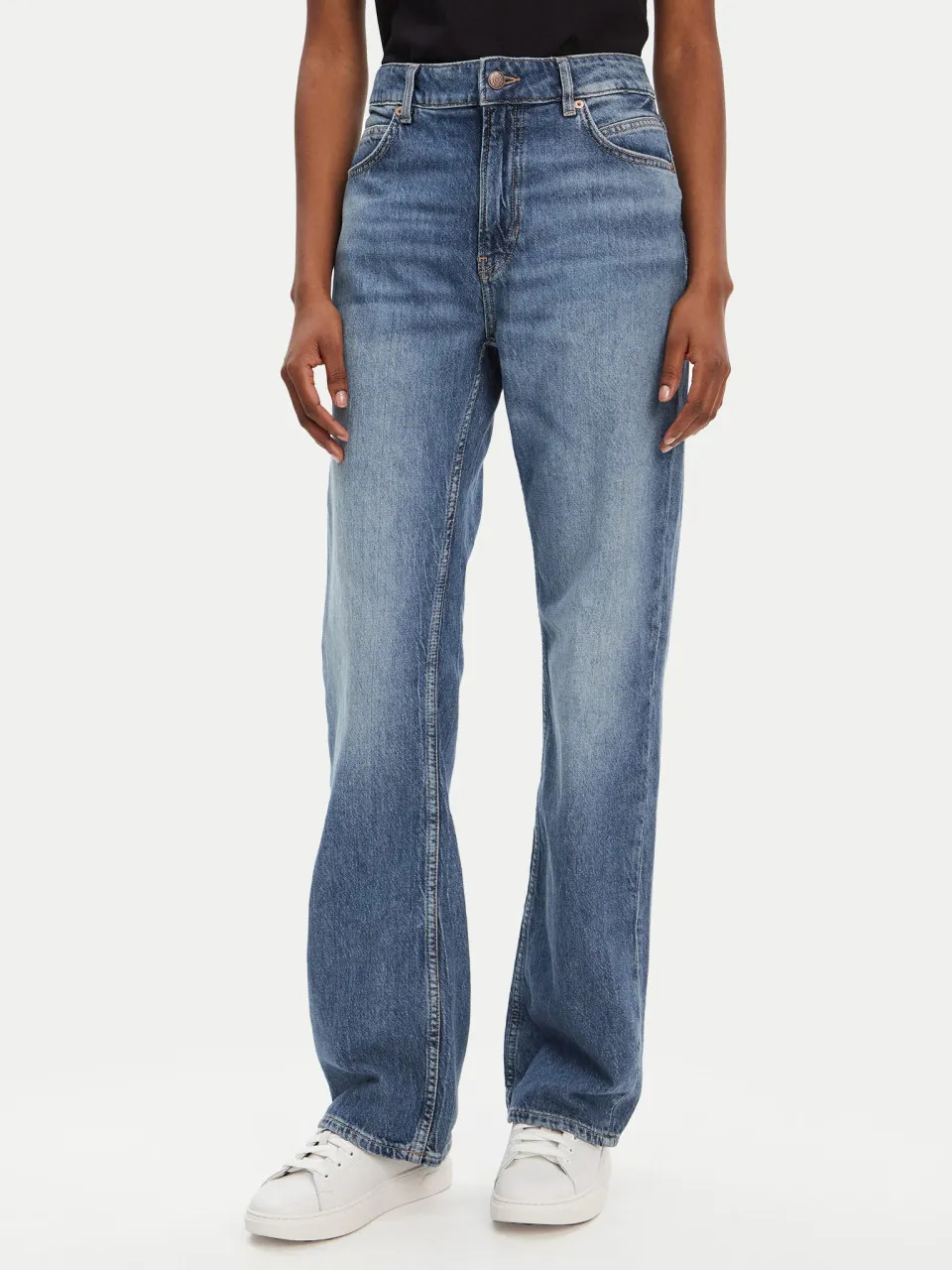 Classic Women's Jeans