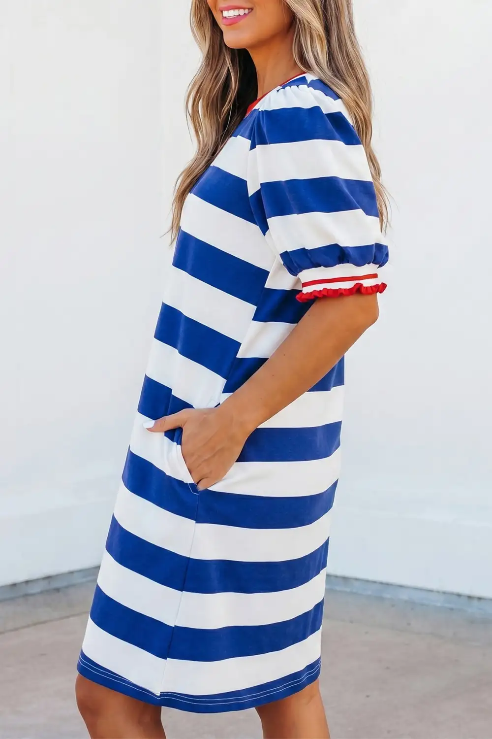 Women's Striped Round Neck Puff Sleeve Shift Mini Dress