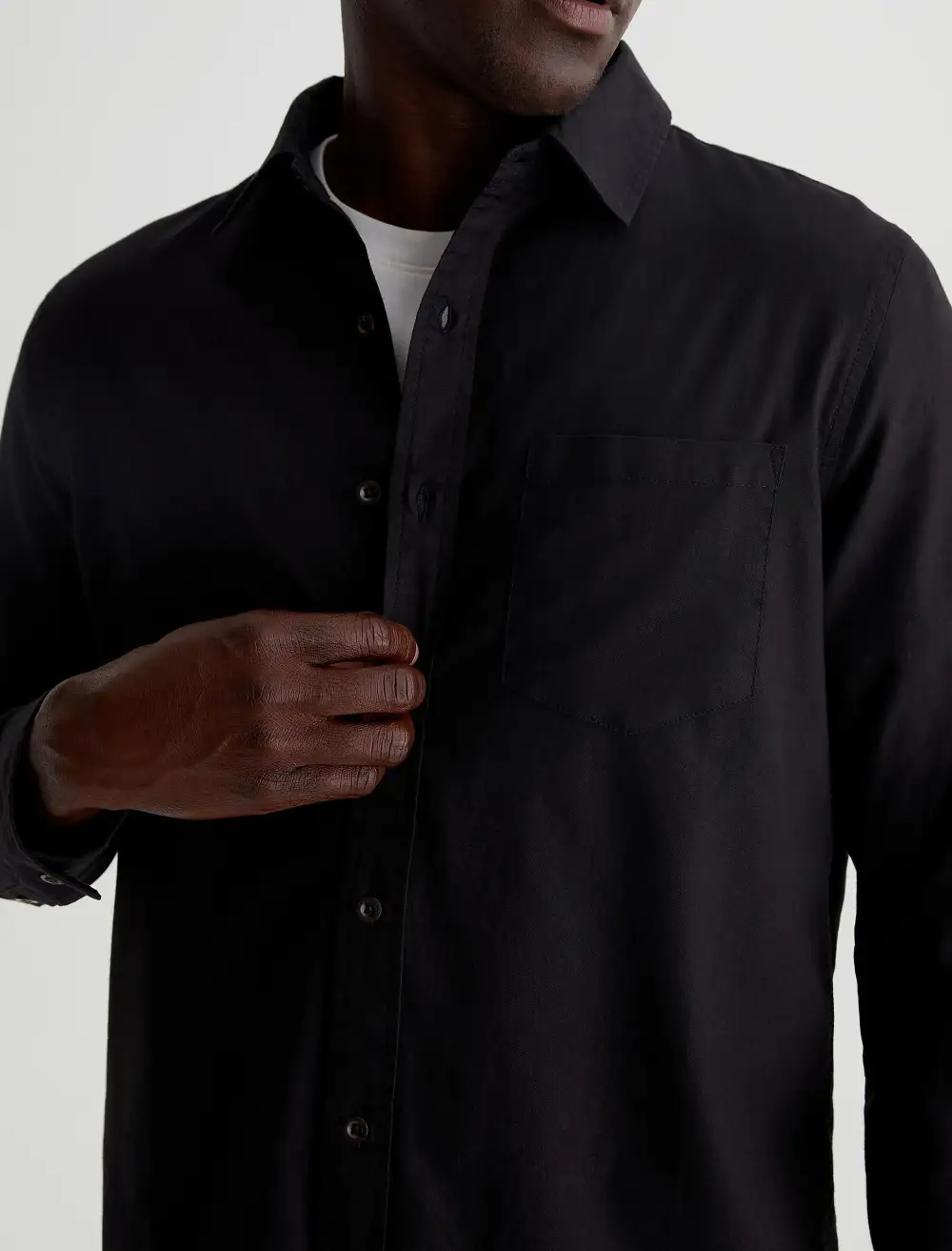 Men's Classic Fit Dress Shirt