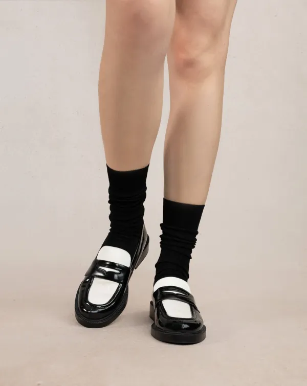 Ribbed Over The Calf Socks