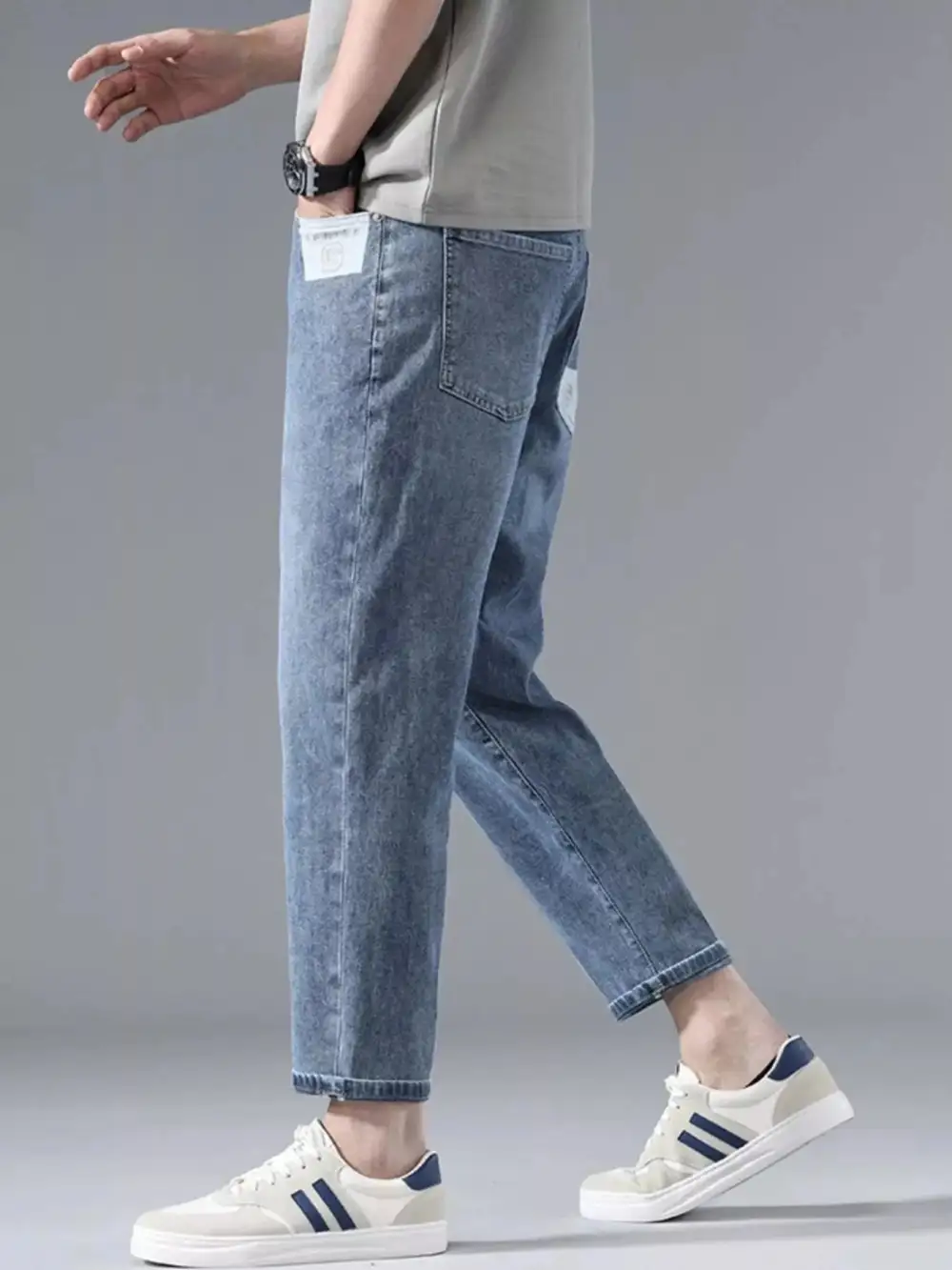 Relaxed Straight Leg Jeans