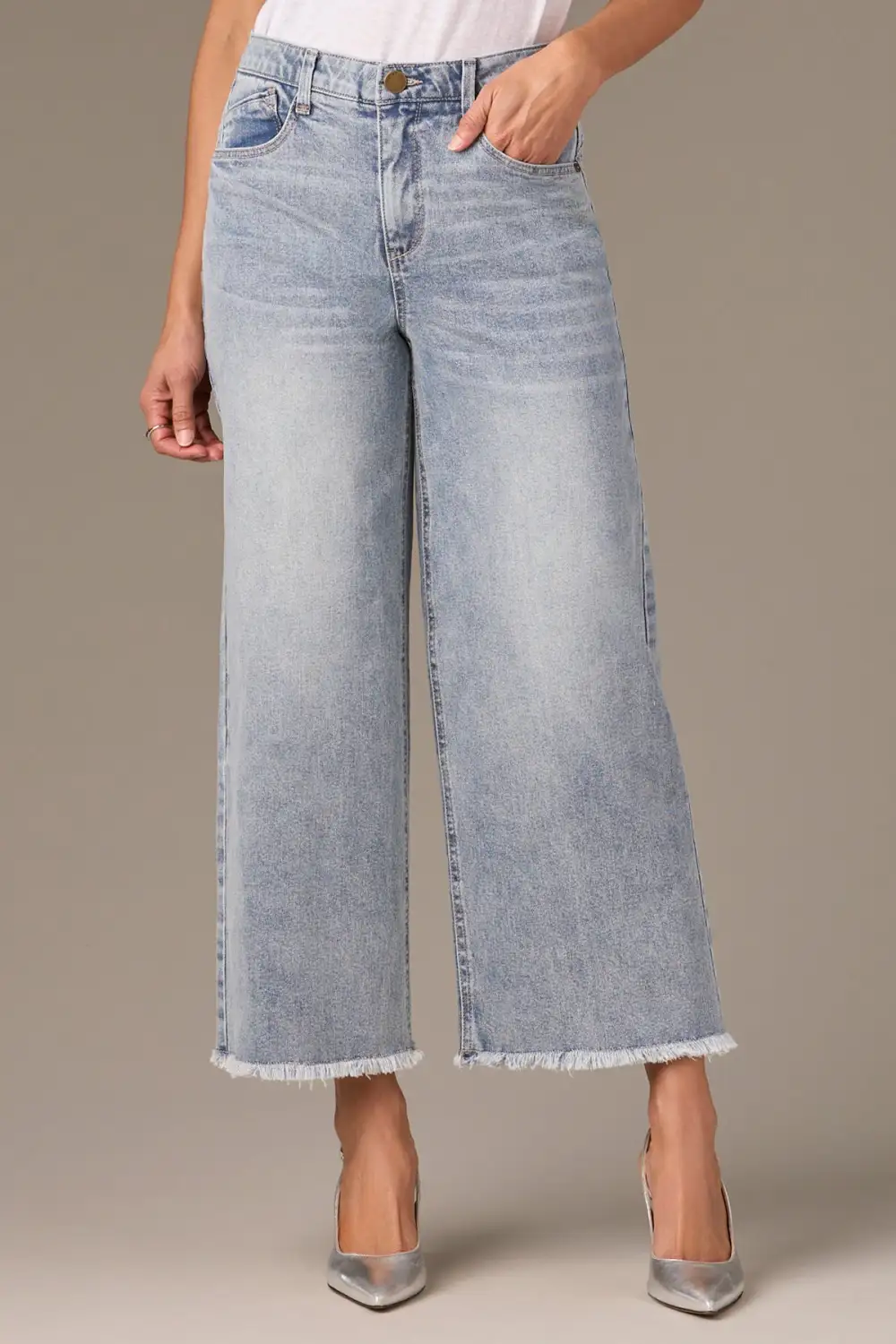 Wyatt  Round Up Wide Leg Boyfriend Jeans