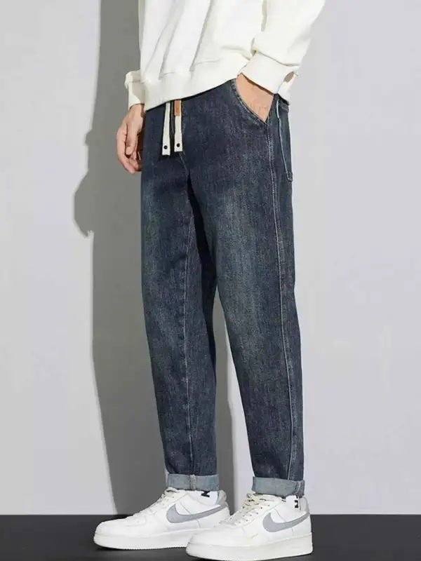 Washed Relaxed Fit Cuffed Jeans