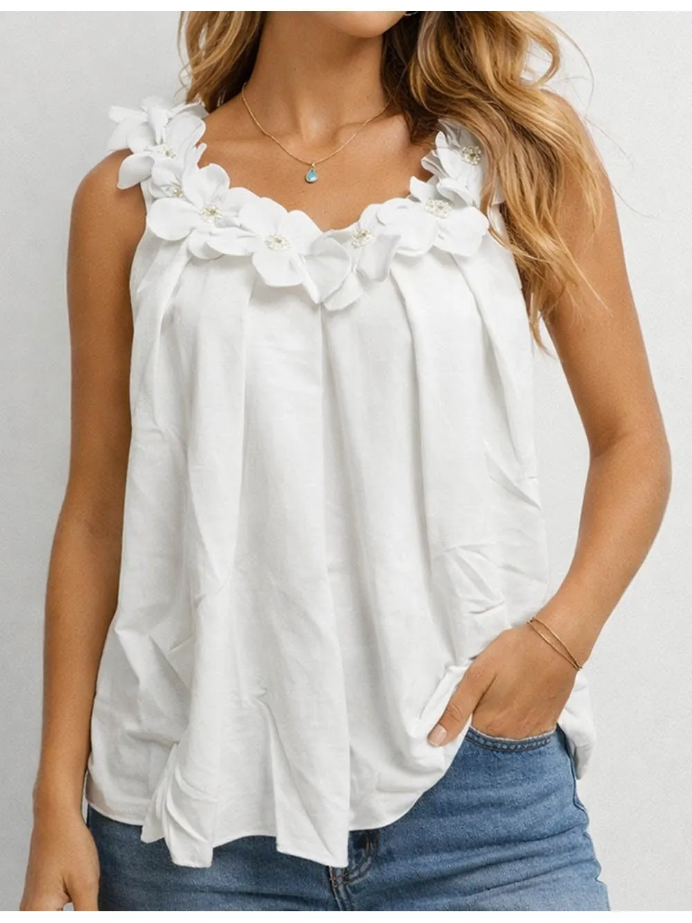 D Flower Round Neck Solid Color Sleeveless Tank Top