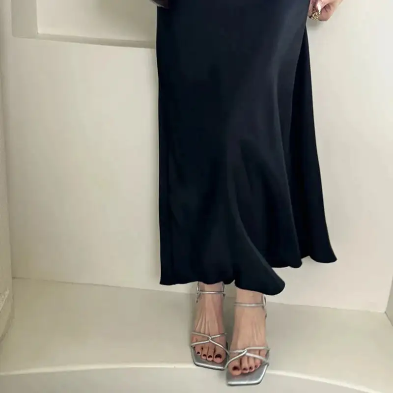 Open-Toe Block-Heel Heeled Sandals