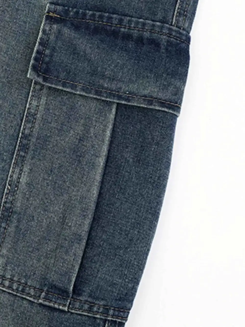 Wide-Leg Cargo Jeans