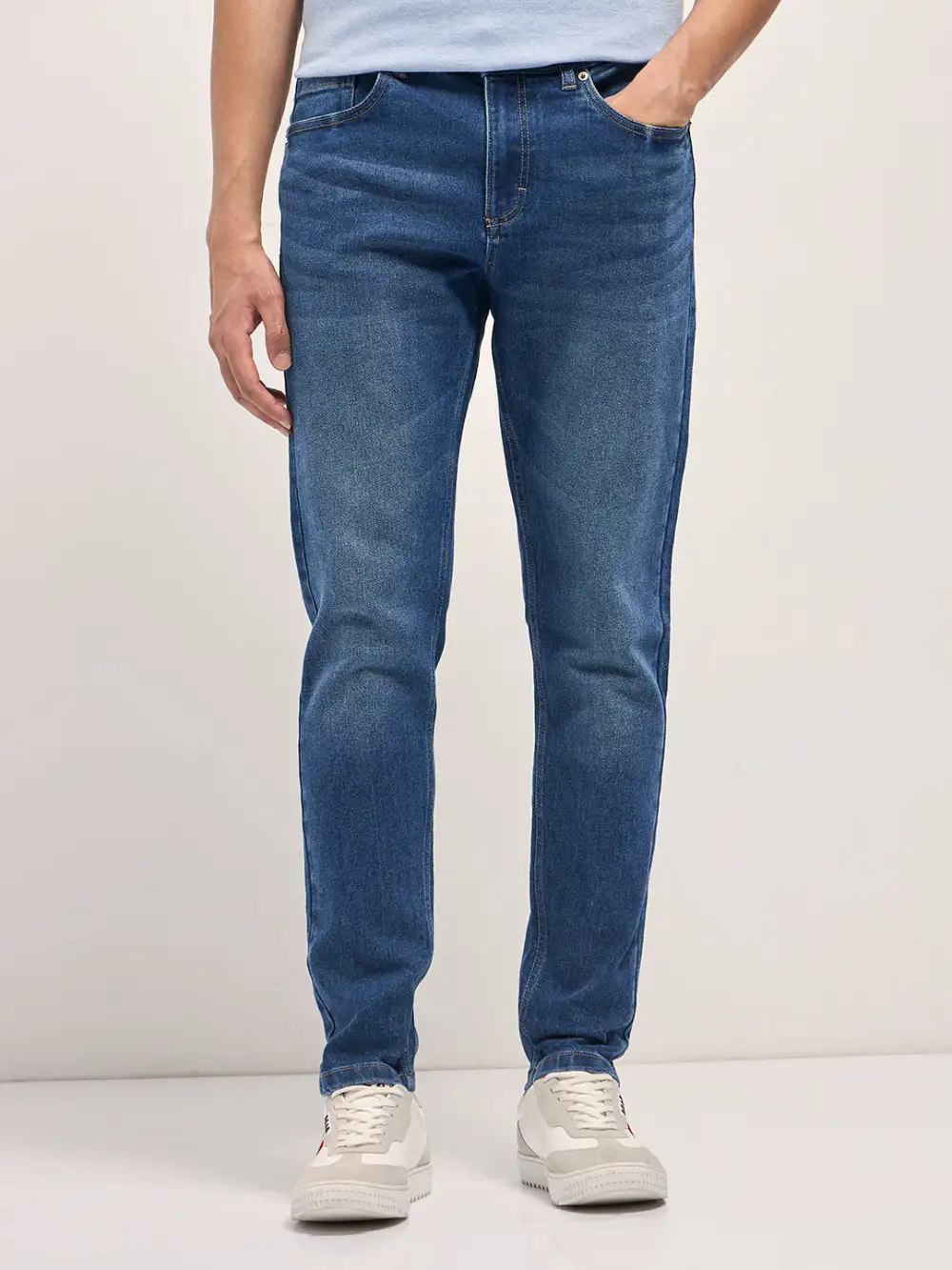 Stretch Pocket Classic Jeans