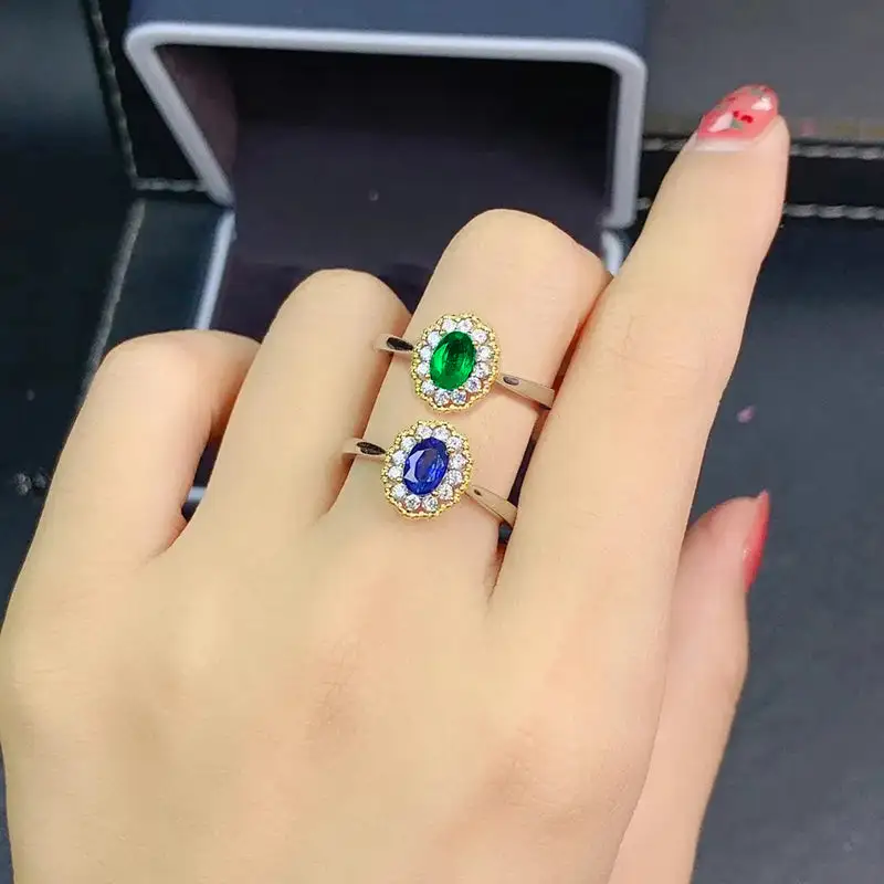 Adjustable Entourage Ring