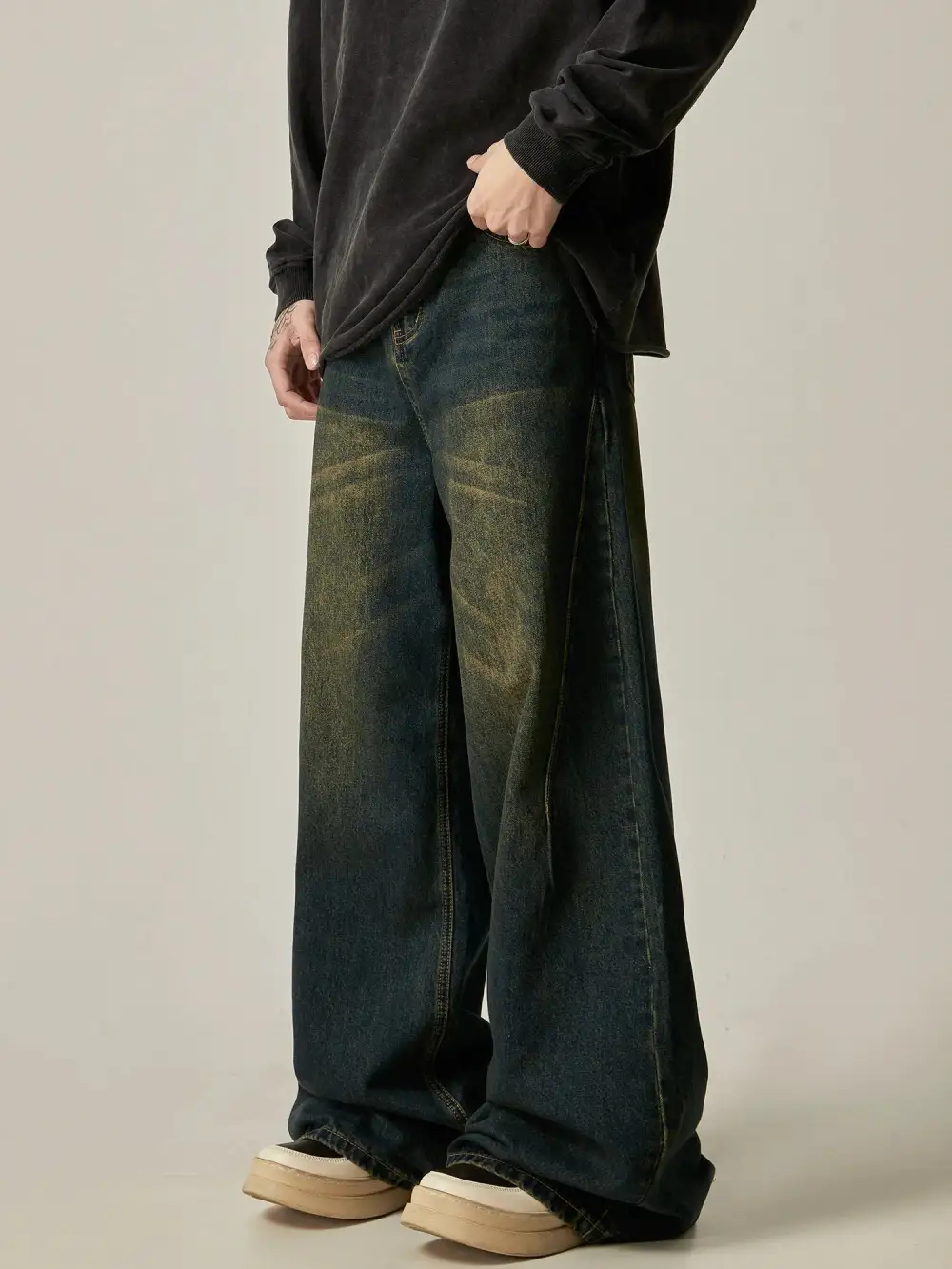 Flare Ultra-Wide Leg Jeans