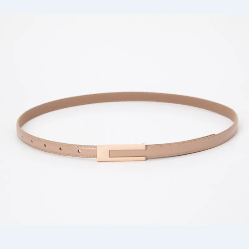 This slim women’s belt is made for the outfits you already love.  The sleek G-shaped metal buckle adds just the right amount of sophistication, while the narrow strap creates a clean, feminine silhouette without overpowering your look.