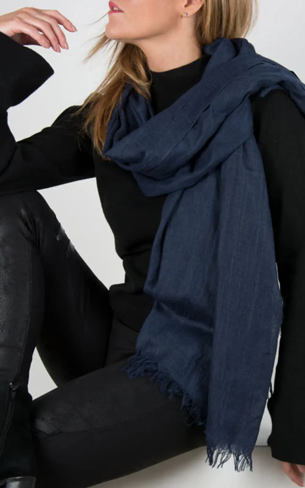 Elegant And Exquisite Solid Color Women's Scarf
