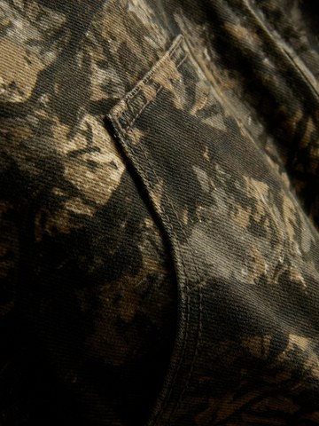 7-15yrs | Pure Cotton Printed Zip-Up Denim Jacket detail 3