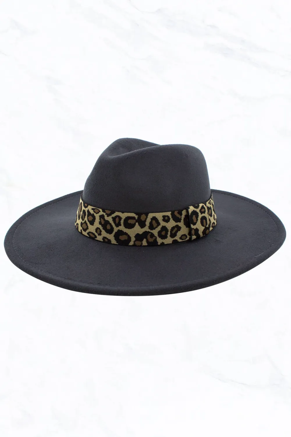 Big Brim Peach Heart Top Jazz Hat Wide Leopard Belt