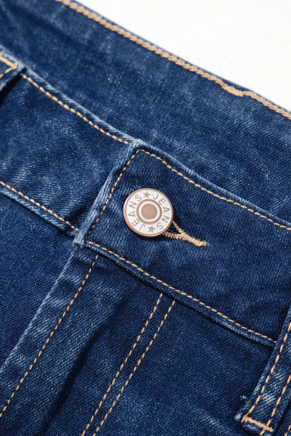 Smooth Pleated Denim Jeans
