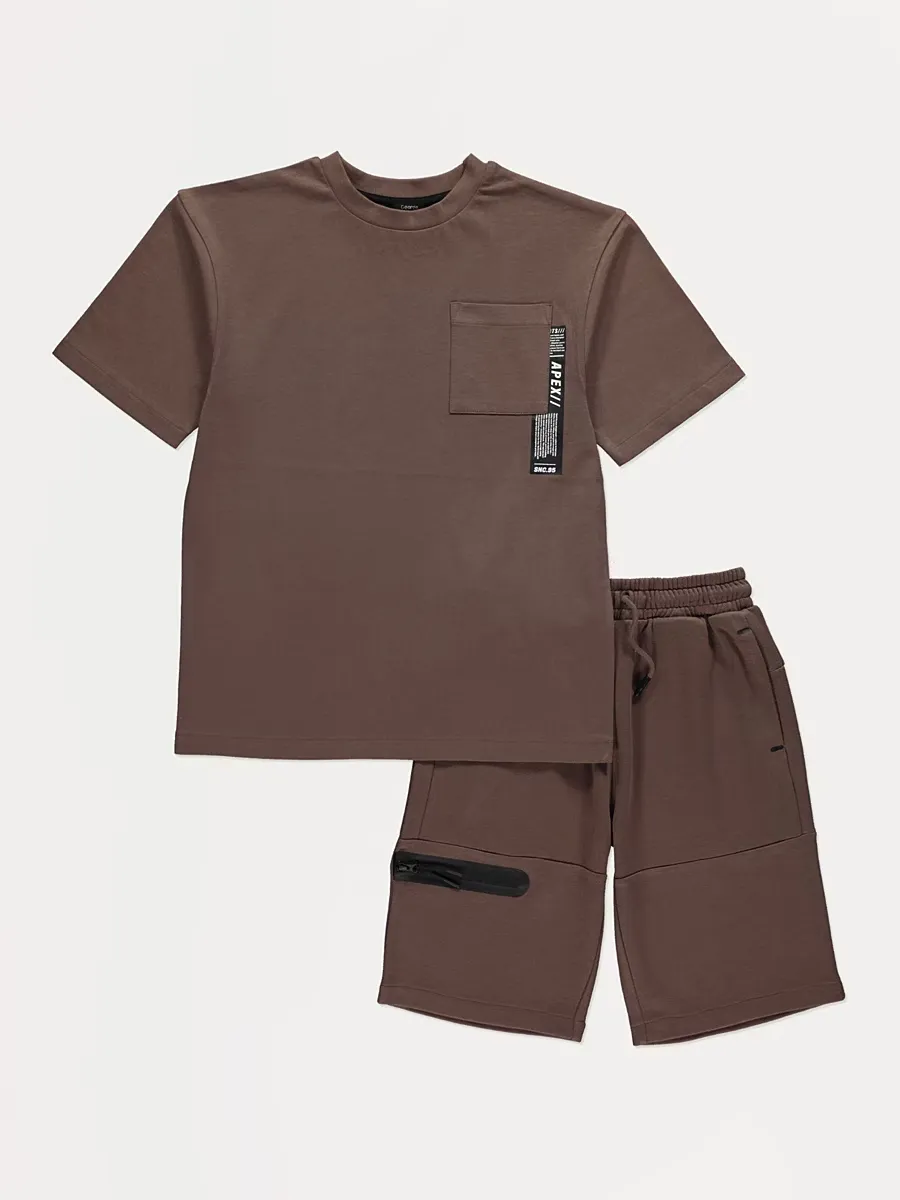 Brown T-Shirt and Shorts Outfit