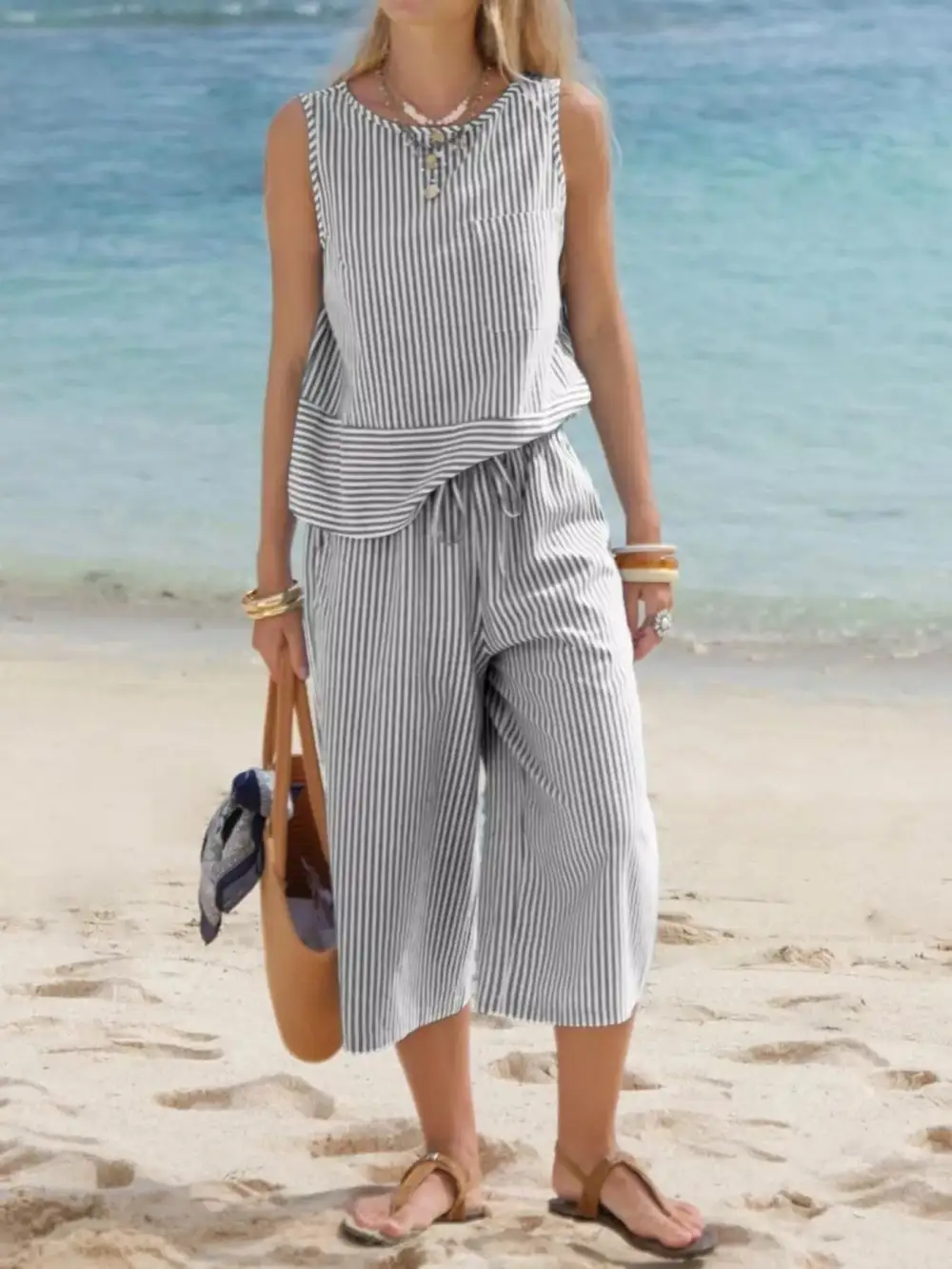 Striped Sleeveless Top and Cropped Pants Set