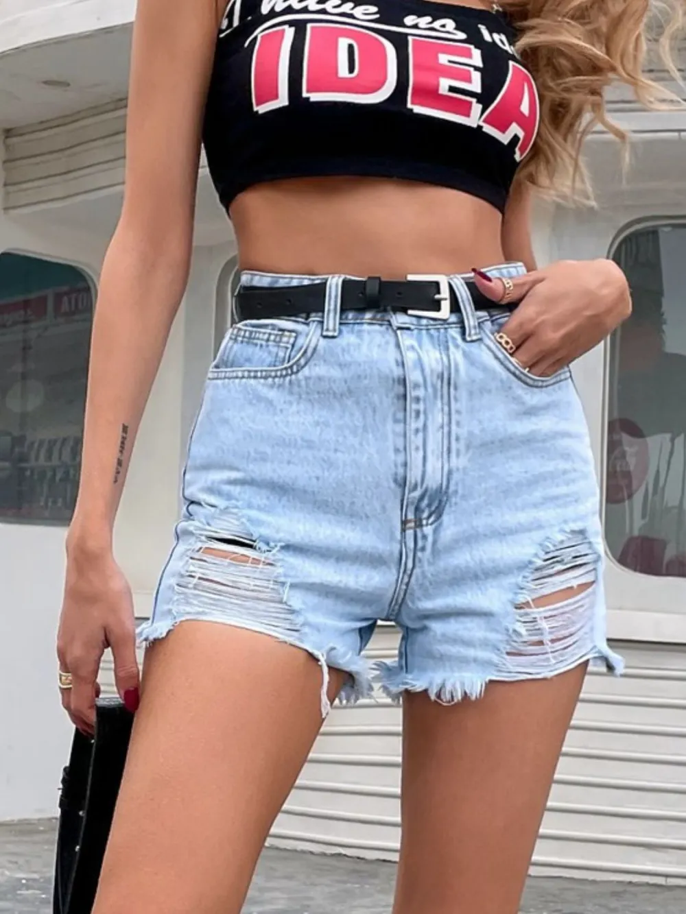 Distressed Raw Hem Shorts Denim Pants