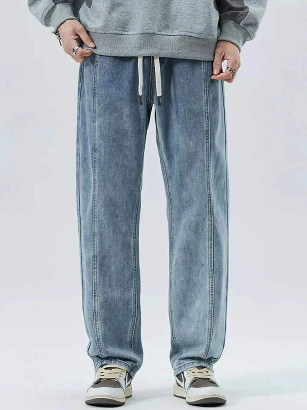 Men’s Loose Fit Straight Leg Jeans