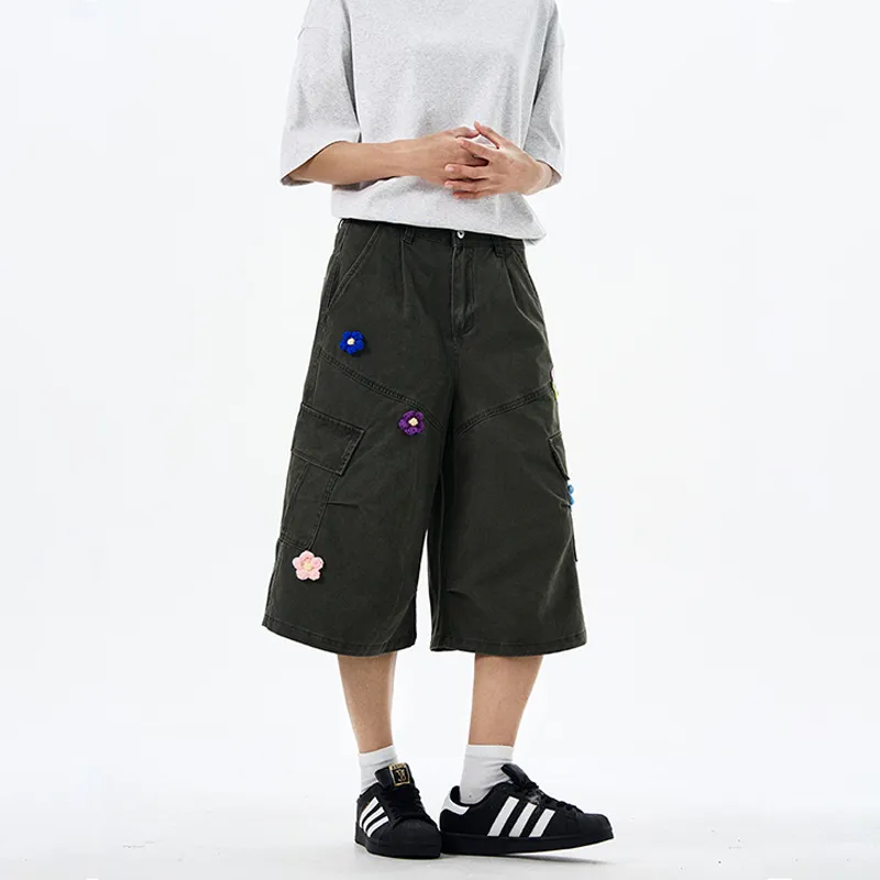 Embroidered Floral Multi Pocket Cargo Shorts