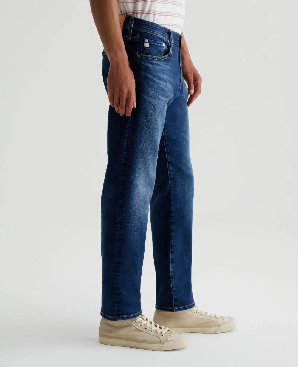 Men's Relaxed Tapered Broken In Jeans